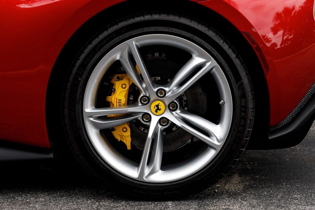 Used 2024 Ferrari 296 GTB RWD image 39