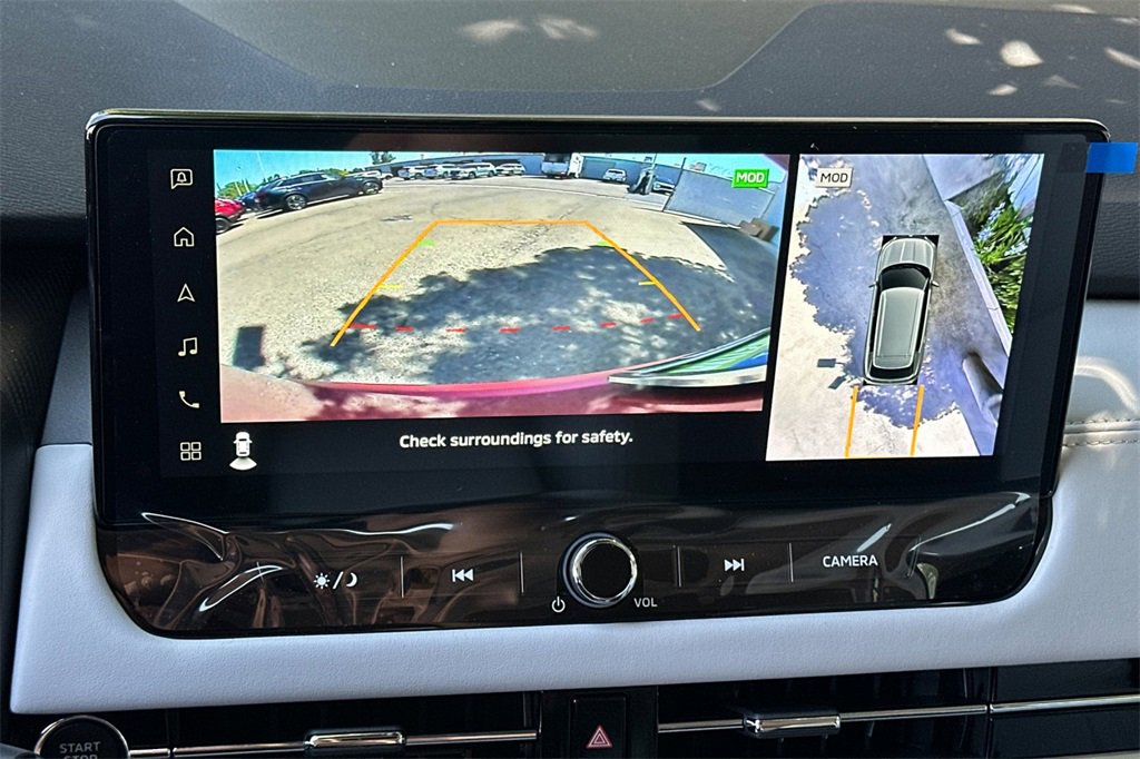 New 2025 Mitsubishi Outlander SE image 19