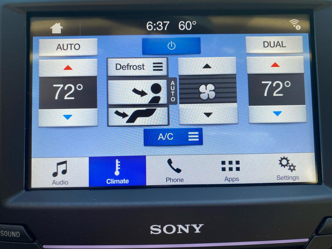 Used 2017 Ford Fusion Titanium FWD image 13
