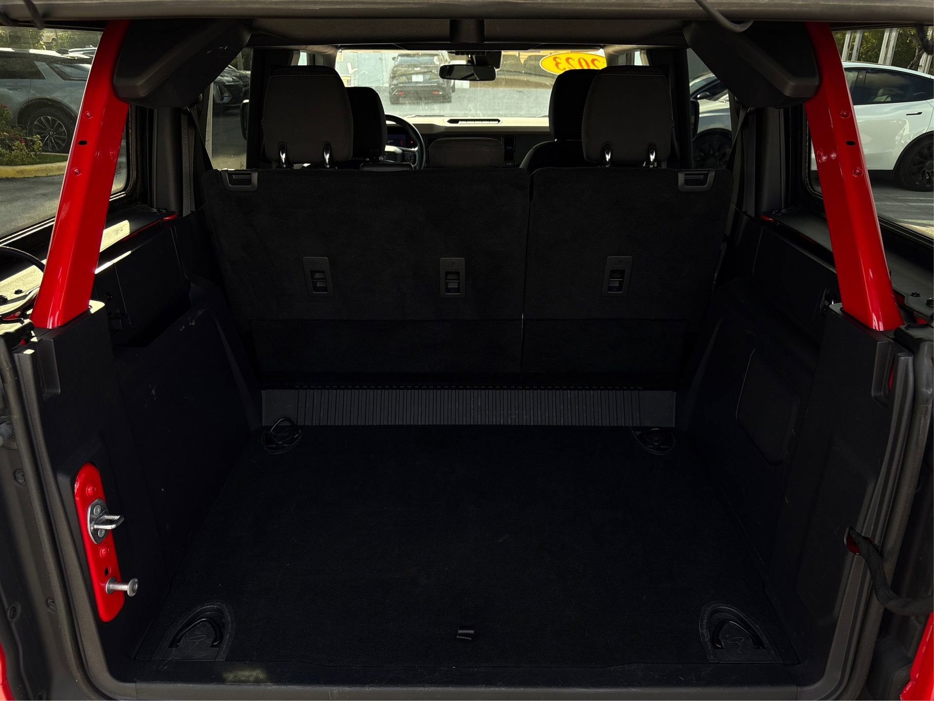 Used 2023 Ford Bronco Wildtrak image 11