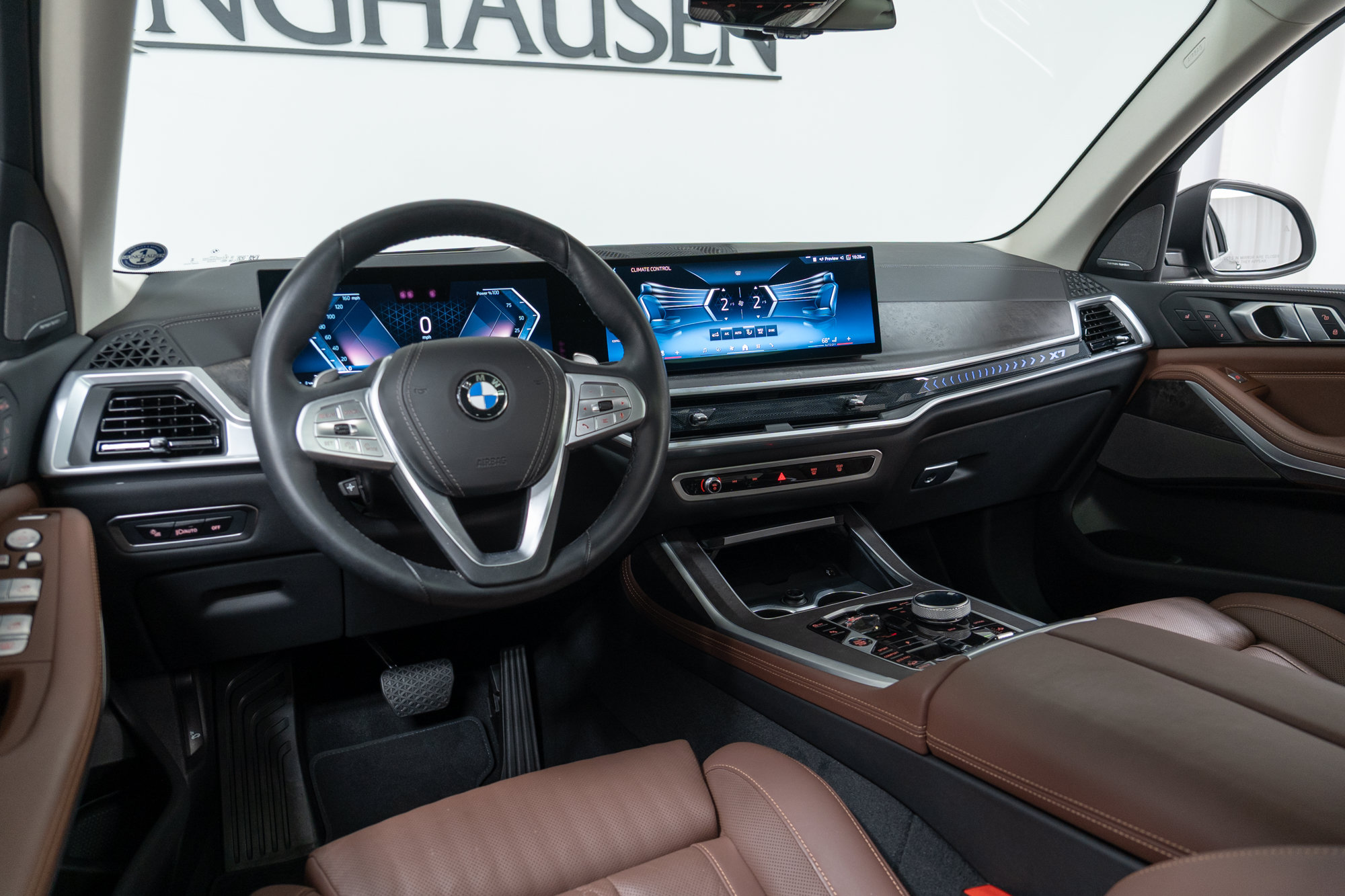 Used 2024 BMW X7 xDrive40i w/ Executive Package AWD/4WD image 16