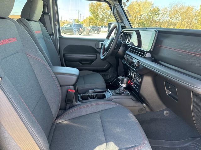 Used 2024 Jeep Wrangler Unlimited Rubicon AWD/4WD image 17