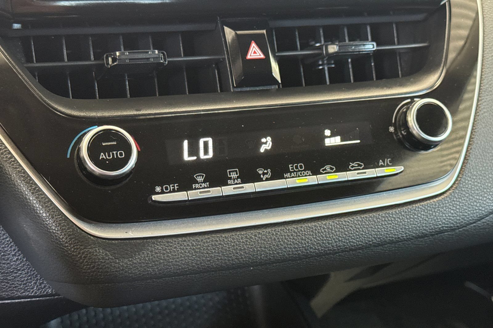 Certified 2022 Toyota Corolla LE FWD image 19