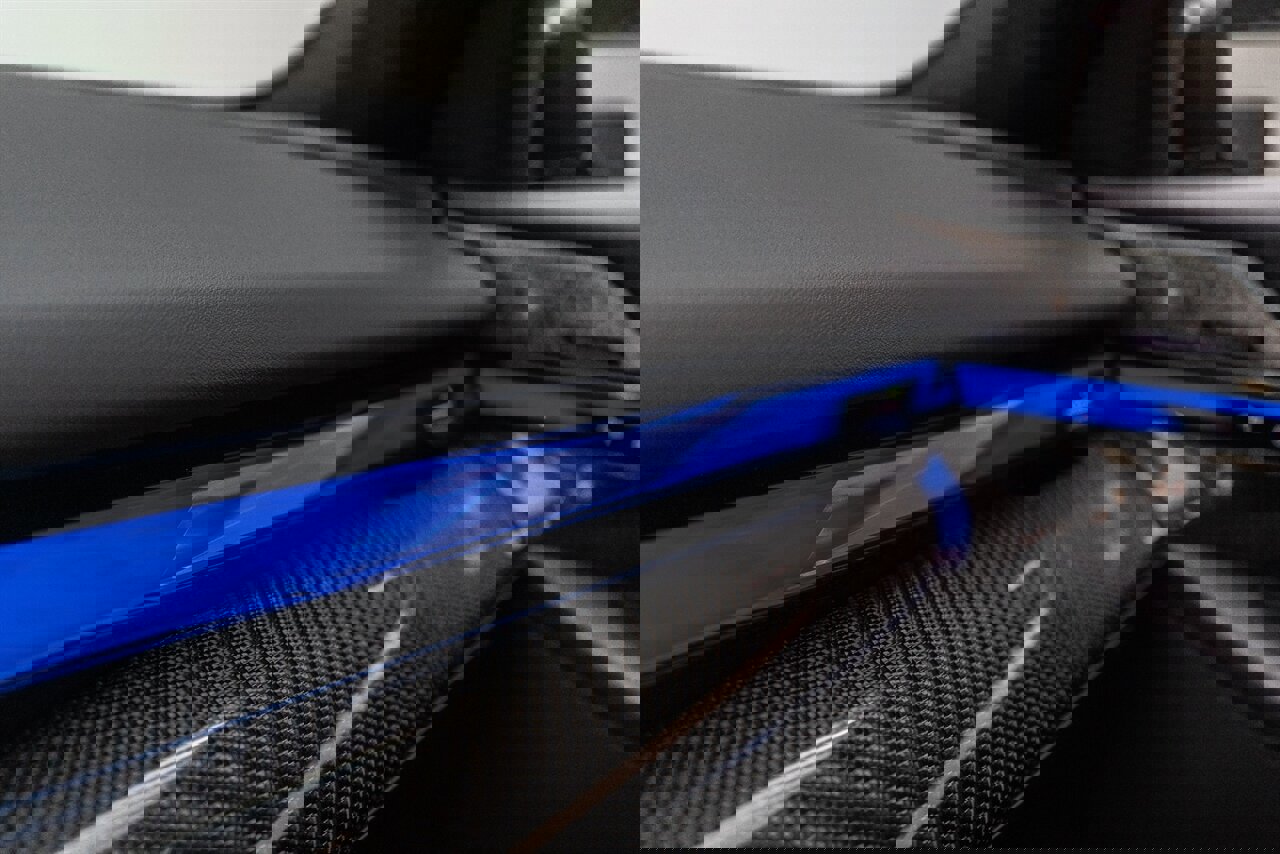 Used 2025 BMW M5 w/ Carbon Package image 94