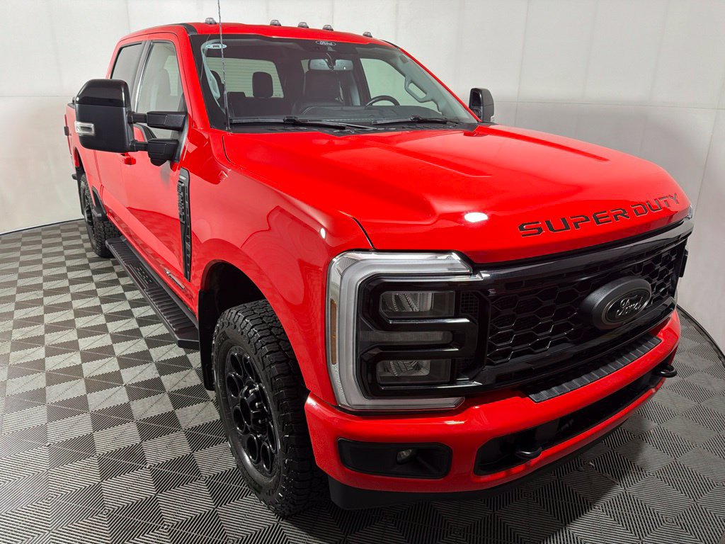Used 2025 Ford F350 Lariat w/ Black Appearance Package