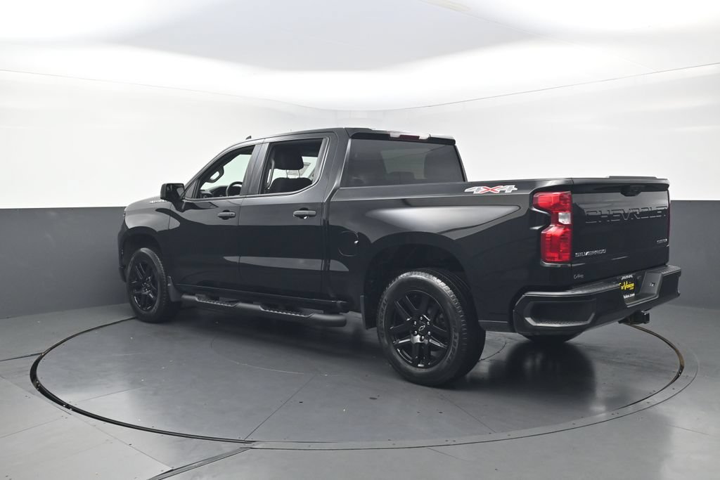 Used 2022 Chevrolet Silverado 1500 Custom AWD/4WD image 6