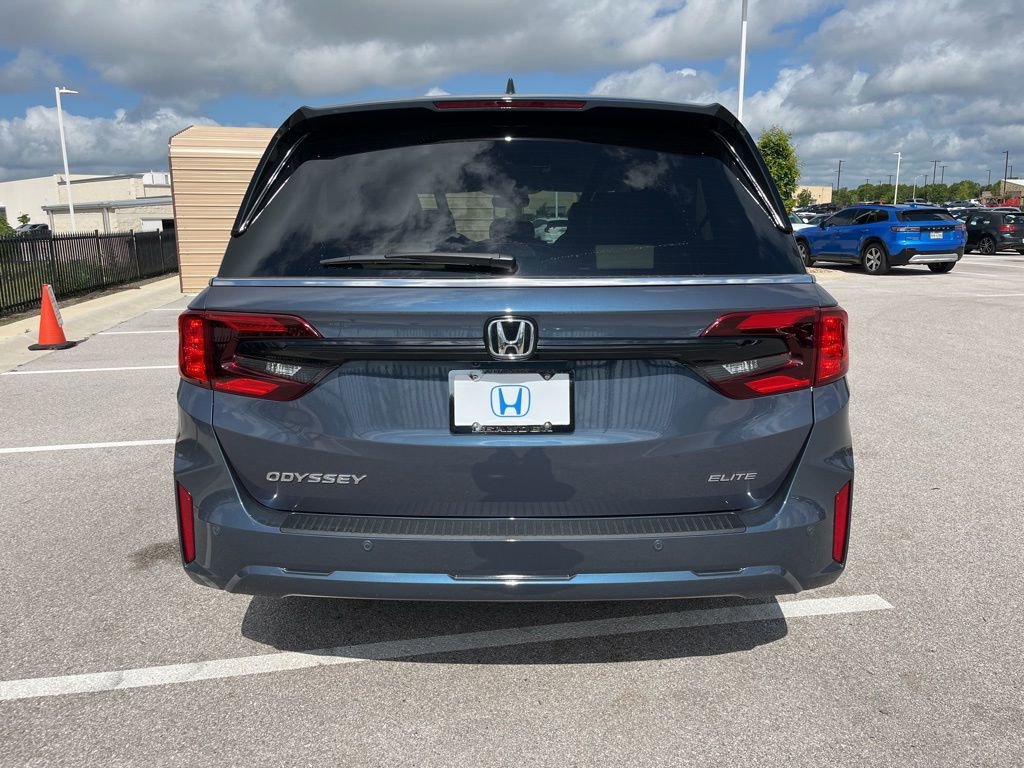 Certified 2026 Honda Odyssey Elite image 5