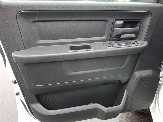 Used 2023 RAM 3500 Tradesman w/ Chrome Appearance Group image 9