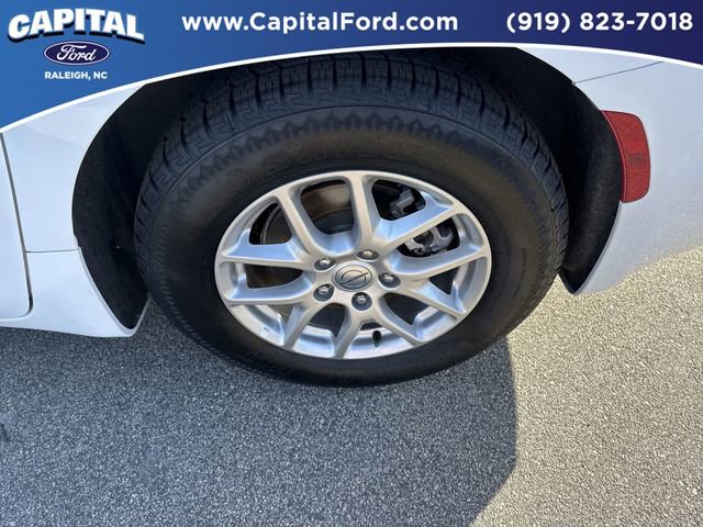 Used 2024 Chrysler Pacifica Touring-L image 13