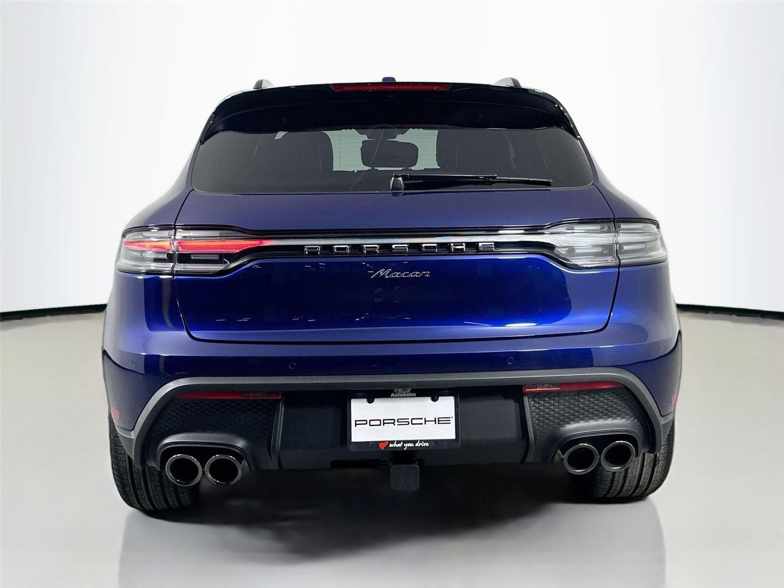 Certified 2026 Porsche Macan Turbo AWD/4WD image 6