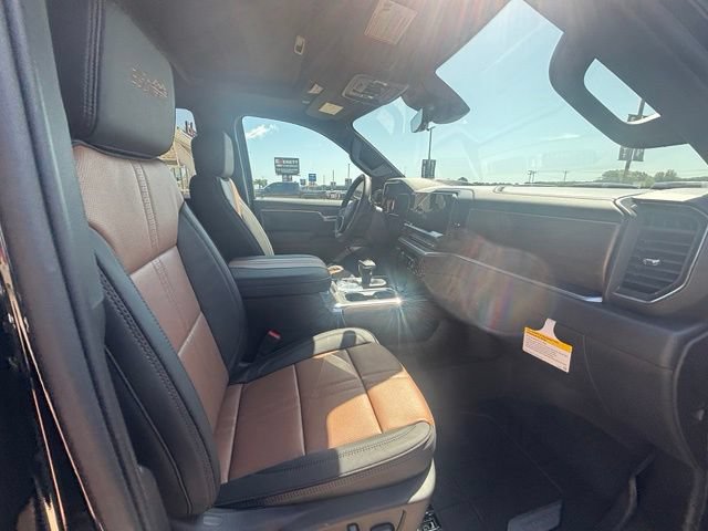 New 2026 Chevrolet Silverado 1500 High Country AWD/4WD image 16