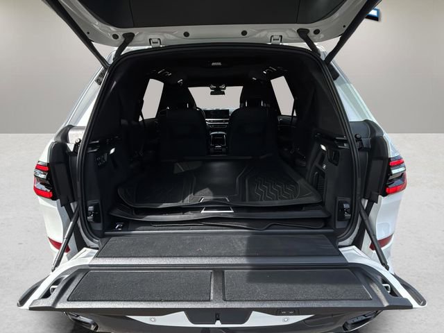 Used 2023 BMW X7 M60i w/ Executive Package AWD/4WD image 30