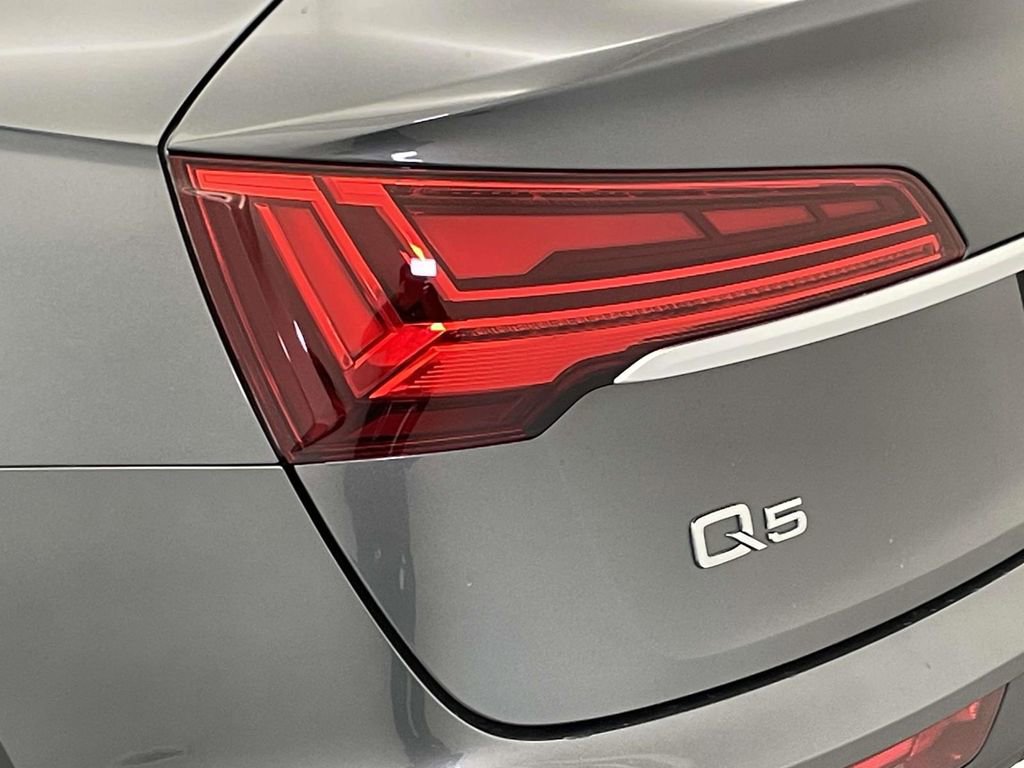 New 2025 Audi Q5 2.0T Premium Plus image 16
