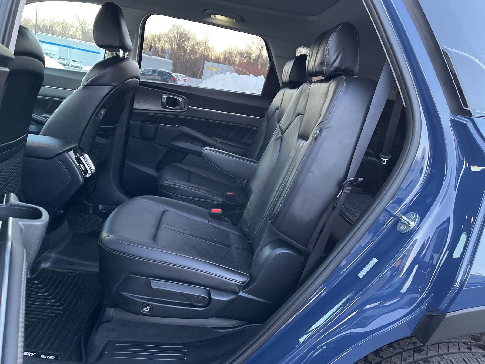 Used 2024 Kia Sorento SX image 14