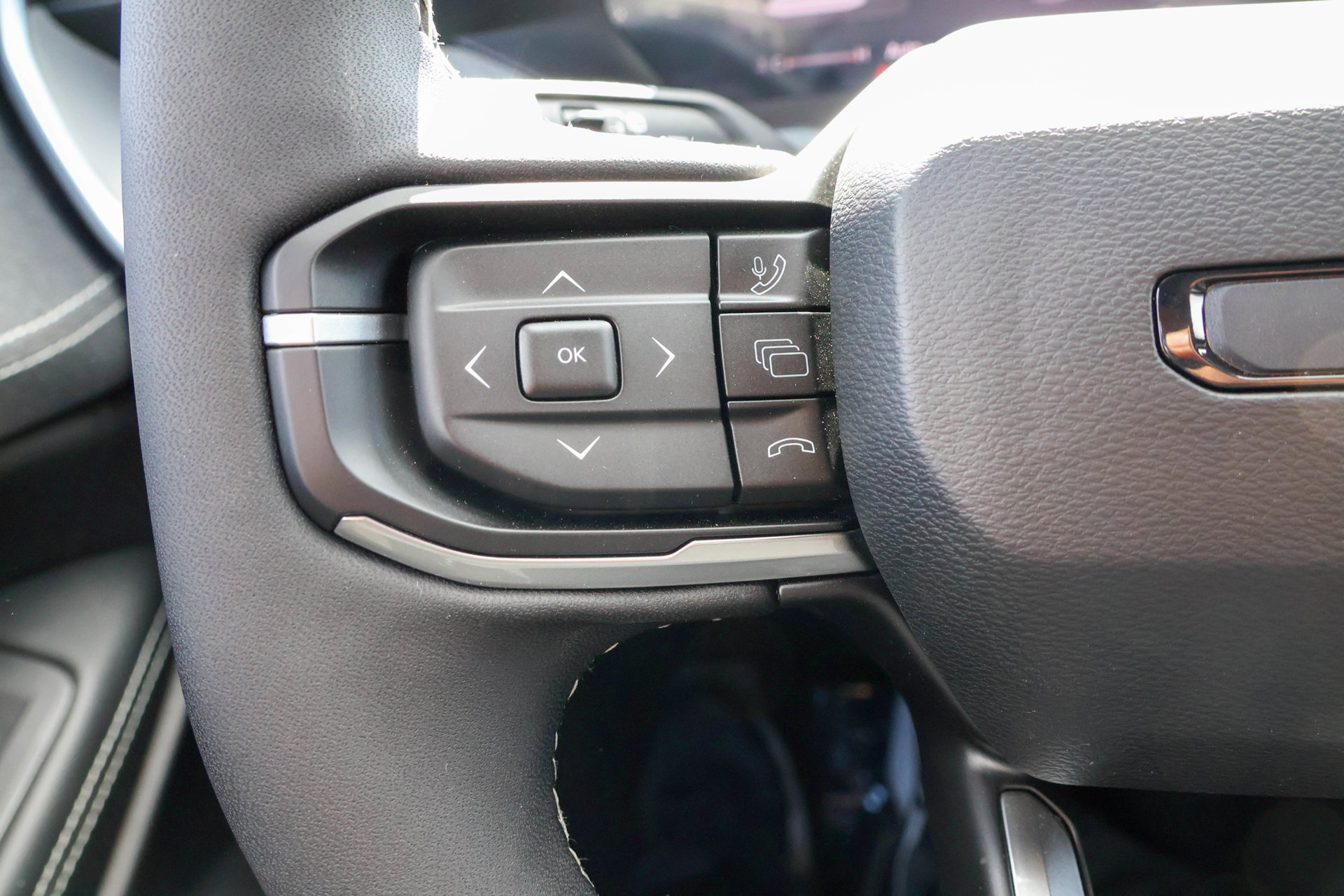 New 2026 Jeep Cherokee Laredo AWD/4WD image 24