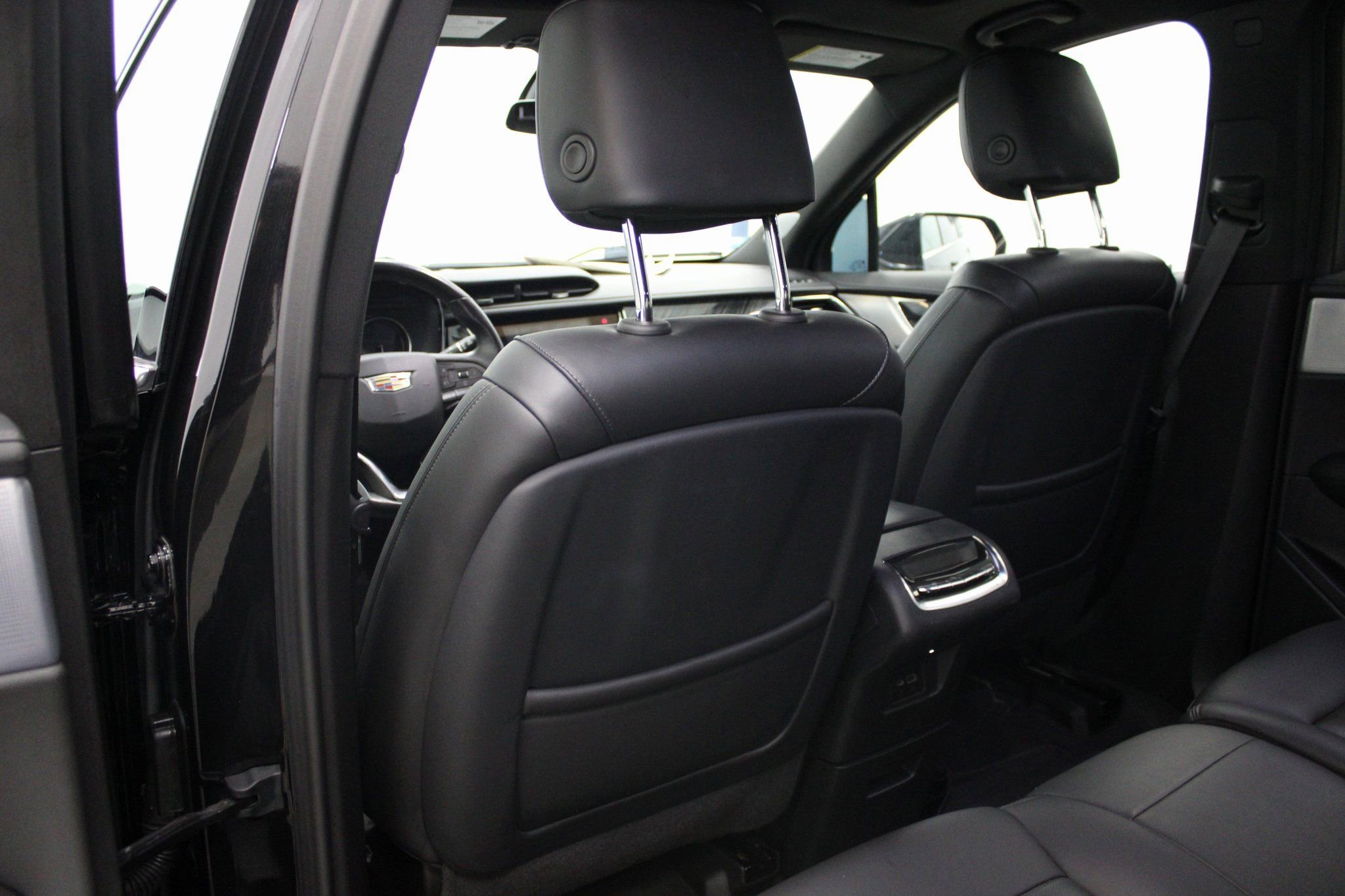 Used 2023 Cadillac XT6 Premium Luxury image 22