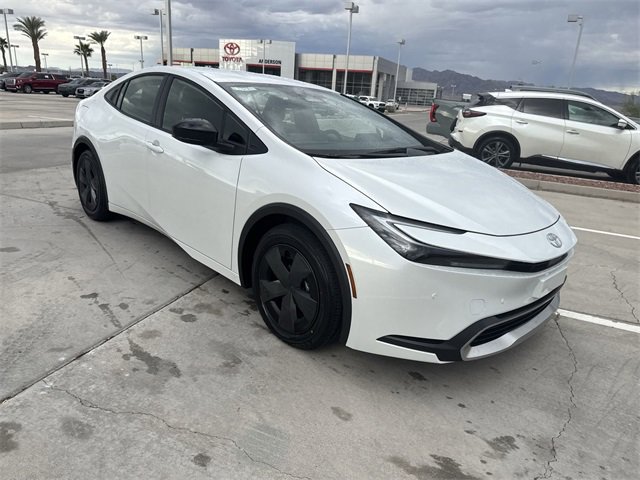 New 2026 Toyota Prius Plug-In Hybrid image 3