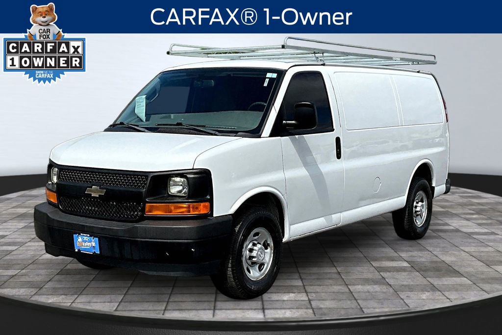 Used 2017 Chevrolet Express 2500 RWD image 3