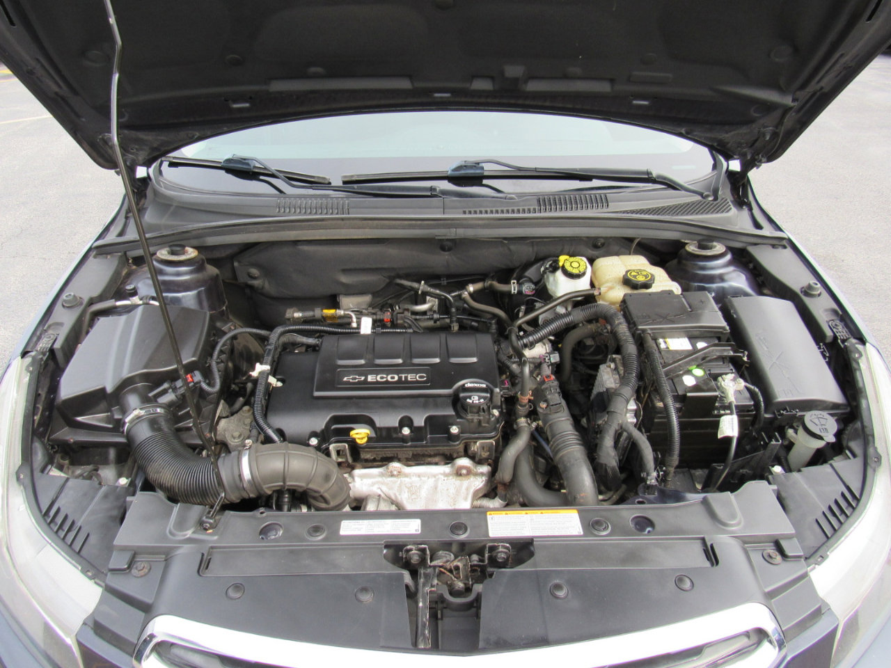 Used 2015 Chevrolet Cruze LT image 31