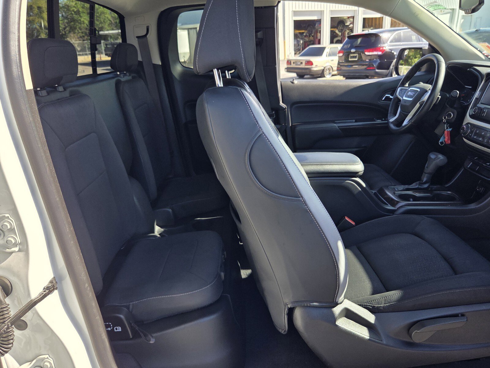 Used 2021 GMC Canyon Elevation image 14