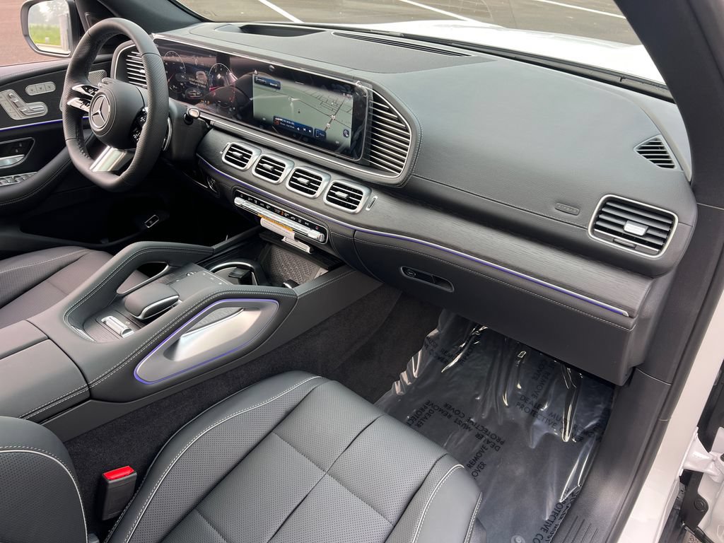 New 2026 Mercedes-Benz GLS 450 4MATIC image 30