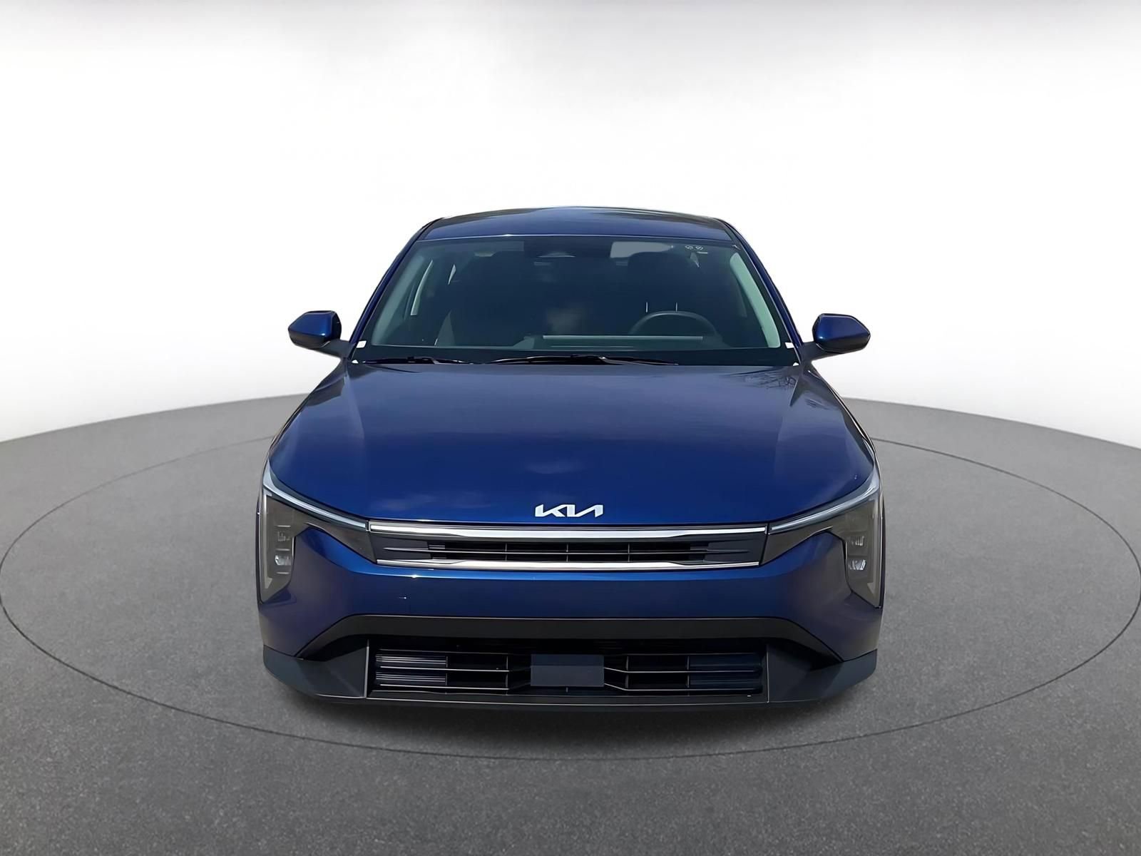 Used 2025 Kia K4 FWD image 3