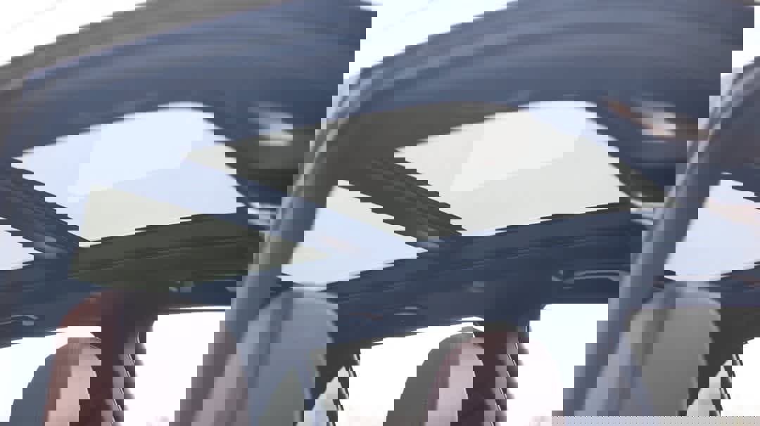 Used 2024 Mercedes-Benz GLE 350 4MATIC w/ Driver Assistance Package image 24