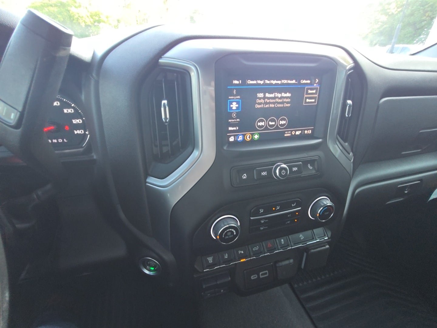Used 2025 Chevrolet Silverado 2500 Custom w/ Custom Value Package AWD/4WD image 18