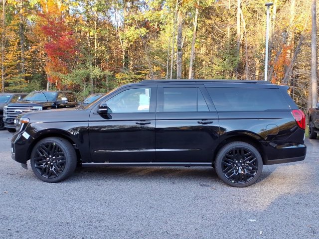New 2027 Ford Expedition Max Platinum w/ Stealth Performance Package AWD/4WD image 3