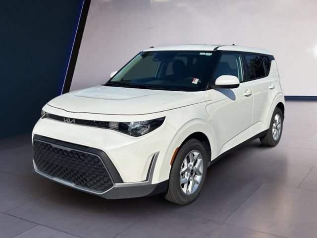 Certified 2025 Kia Soul LX w/ LX Technology Package