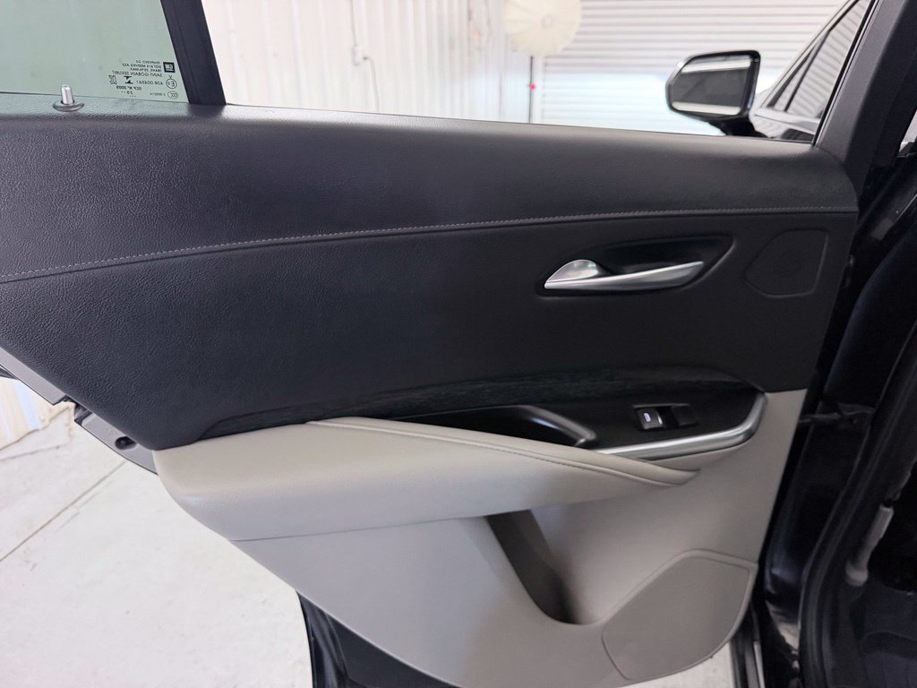 Used 2020 Cadillac XT4 Premium Luxury w/ Driver Awareness Package AWD/4WD image 28