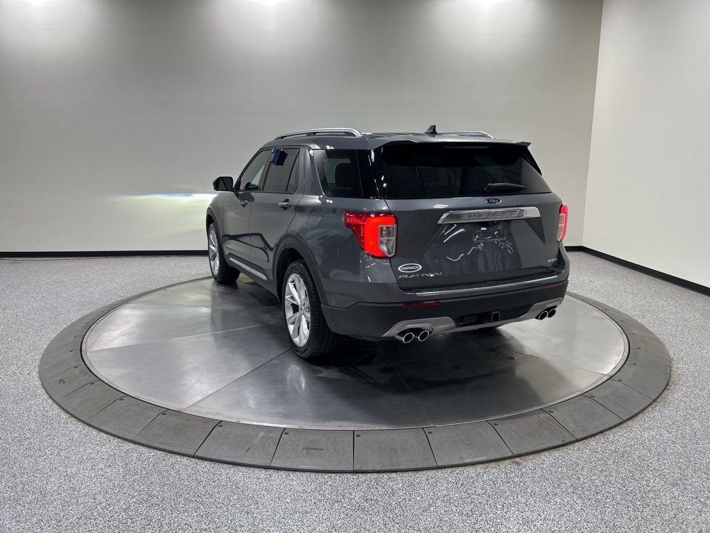 Certified 2022 Ford Explorer Platinum w/ Equipment Group 601A AWD/4WD image 9