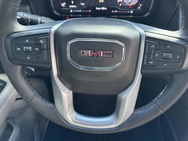 Used 2024 GMC Yukon XL SLT image 28