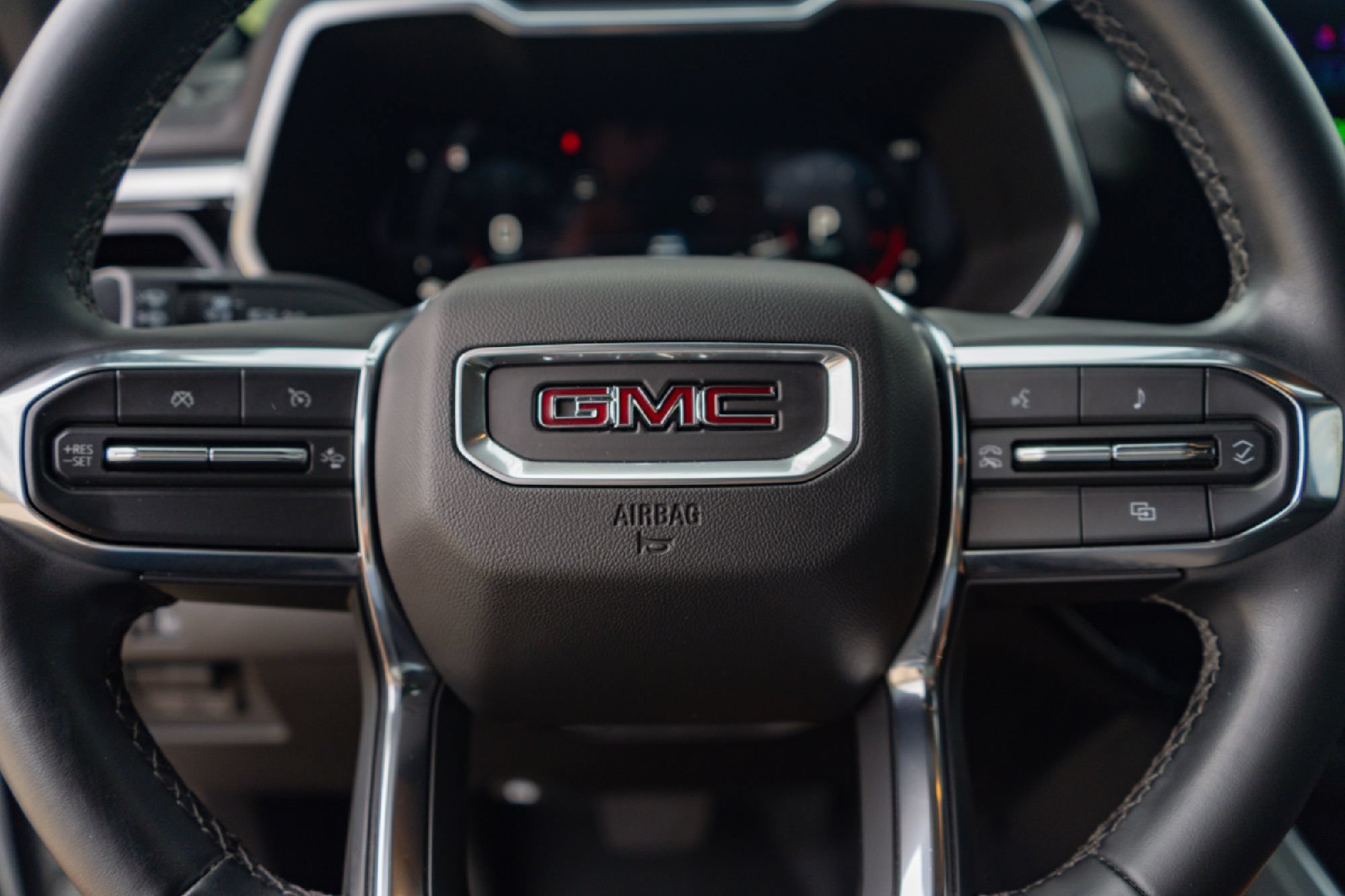 Used 2025 GMC Canyon Elevation w/ Convenience Package RWD image 11