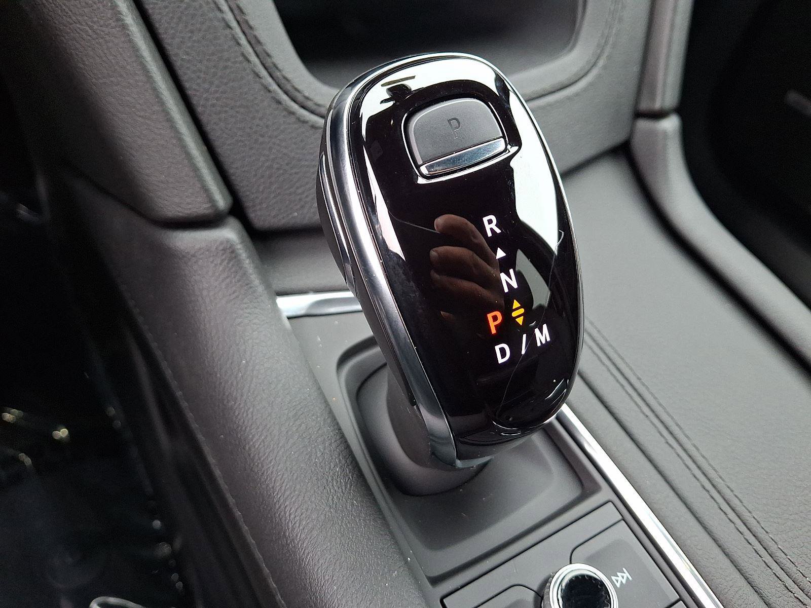 New 2025 Cadillac XT6 Premium Luxury w/ Technology Package image 8