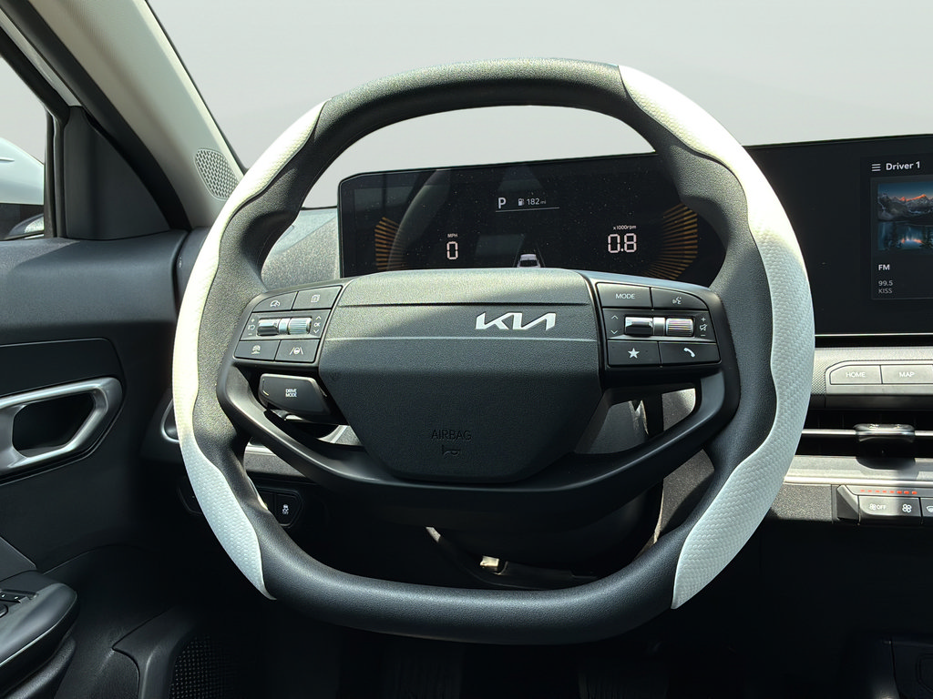 Used 2025 Kia K4 FWD image 19