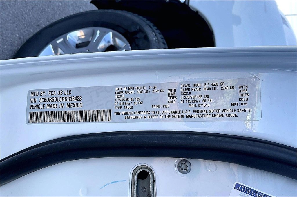 Used 2024 RAM 2500 Big Horn image 32