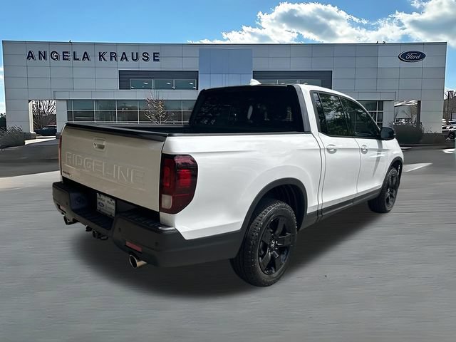 Used 2025 Honda Ridgeline Black Edition image 8