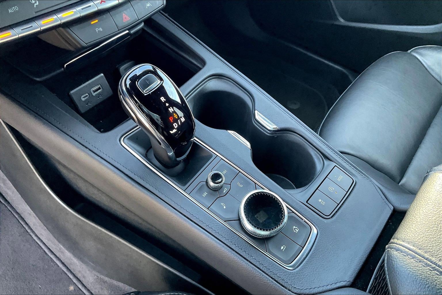 Used 2023 Cadillac XT4 Premium Luxury image 17