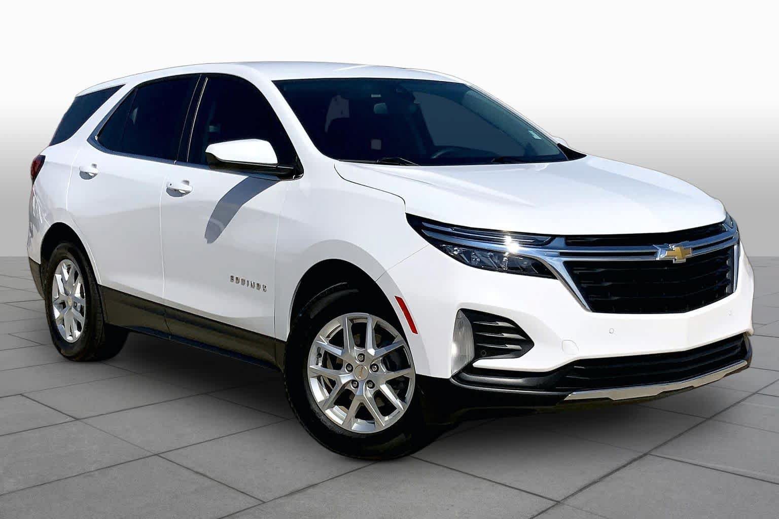 Used 2023 Chevrolet Equinox LT FWD image 3