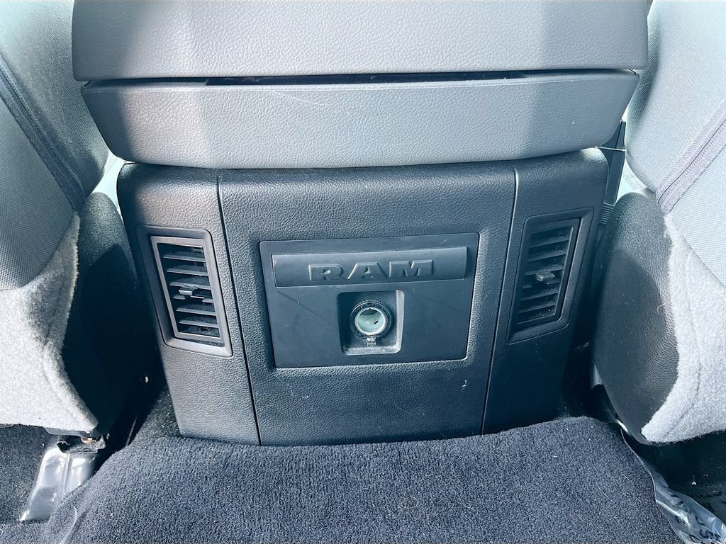 Used 2018 RAM 1500 Big Horn RWD image 23