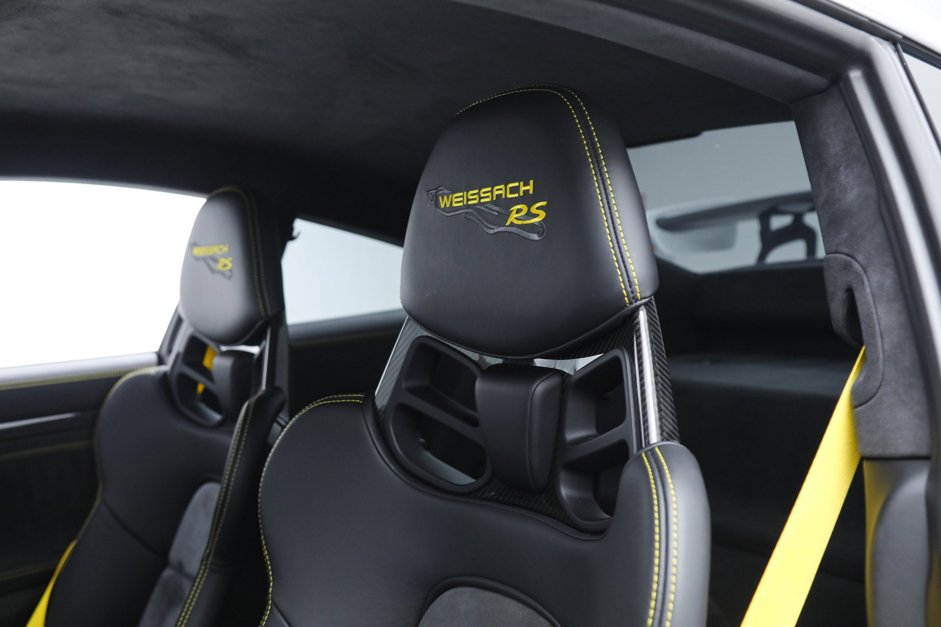 Used 2018 Porsche 911 GT2 RS image 29