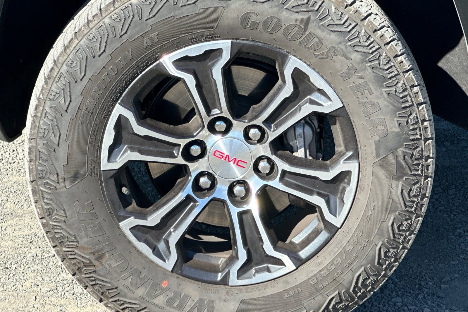 Used 2023 GMC Canyon AT4 w/ AT4 Premium Package AWD/4WD image 42
