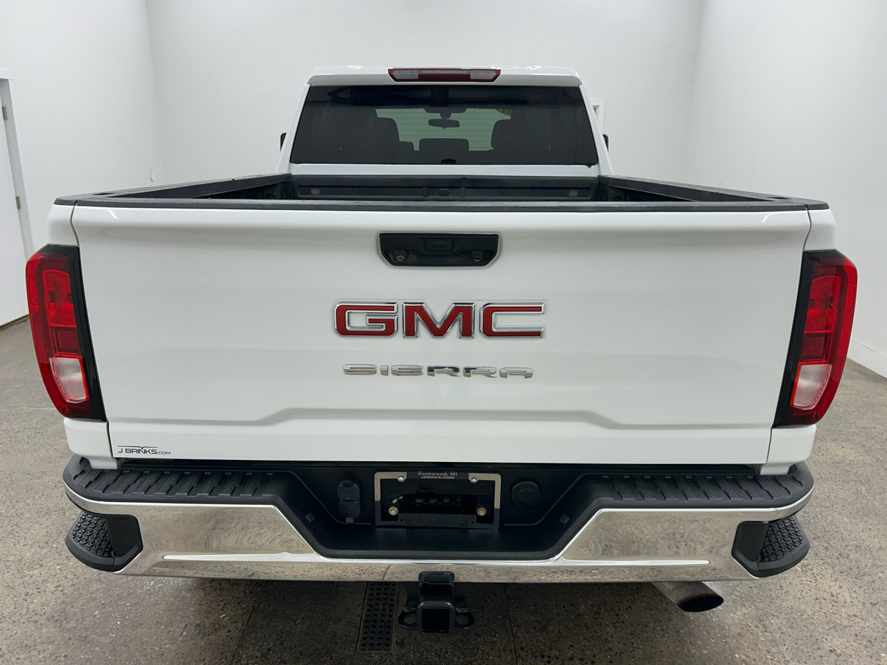 Used 2021 GMC Sierra 2500 4x4 Crew Cab w/ Convenience Package image 5