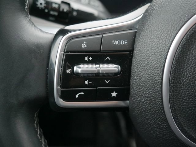 Used 2025 Kia Sorento SX image 23