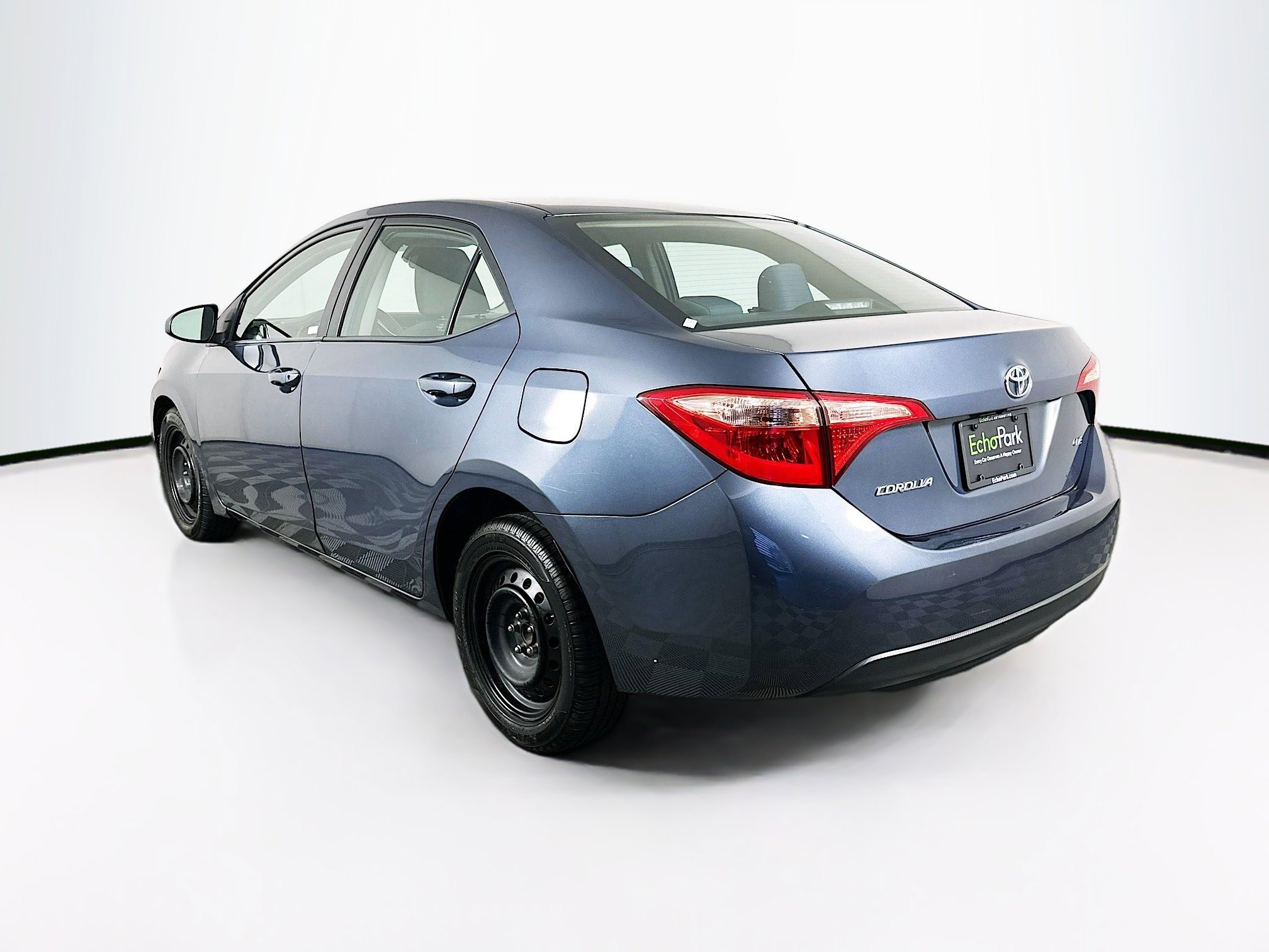 Used 2019 Toyota Corolla LE FWD image 5