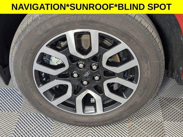 Used 2024 Ford Maverick Lariat FWD image 8