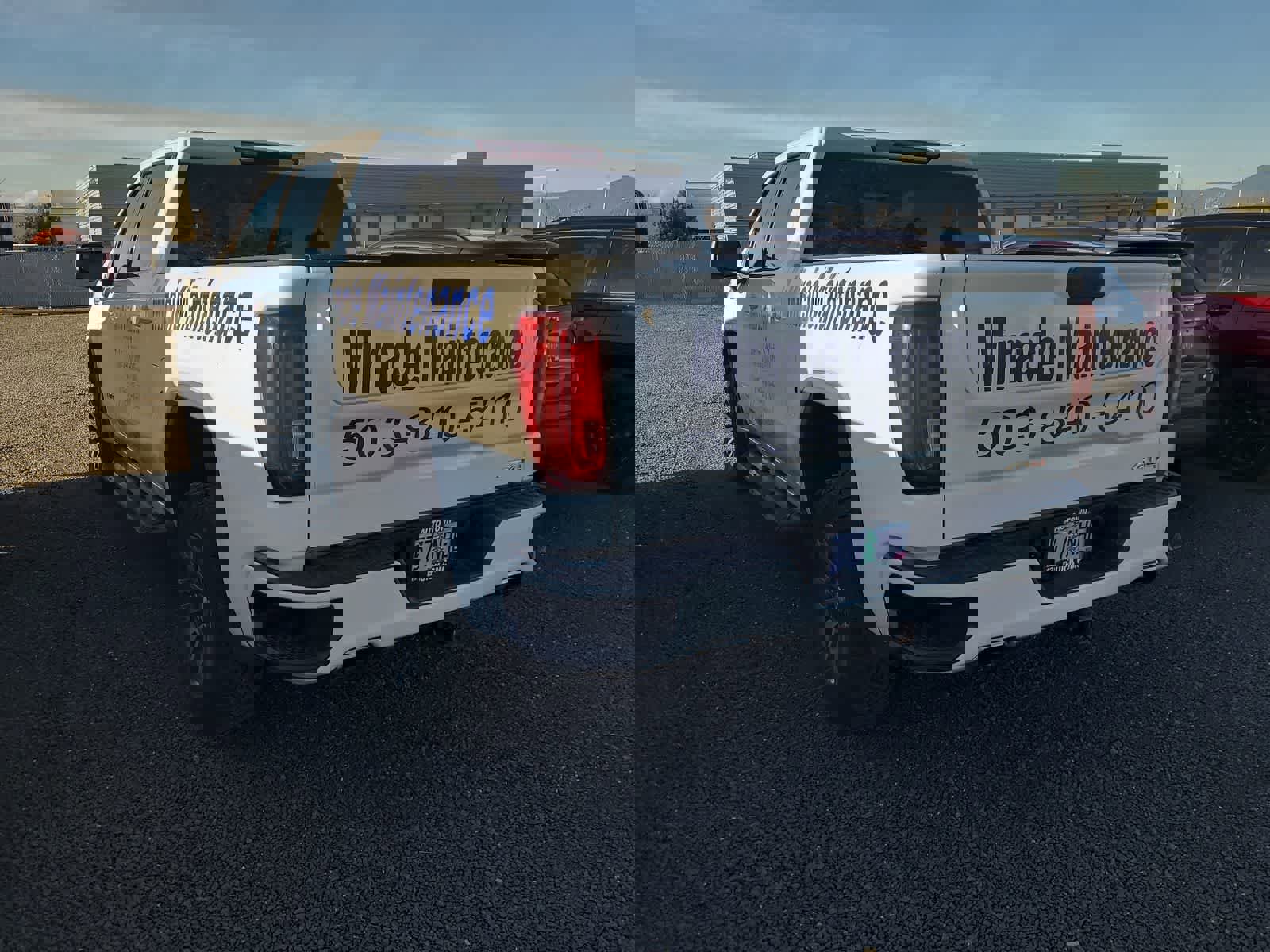 Used 2021 GMC Sierra 1500 AT4 image 3