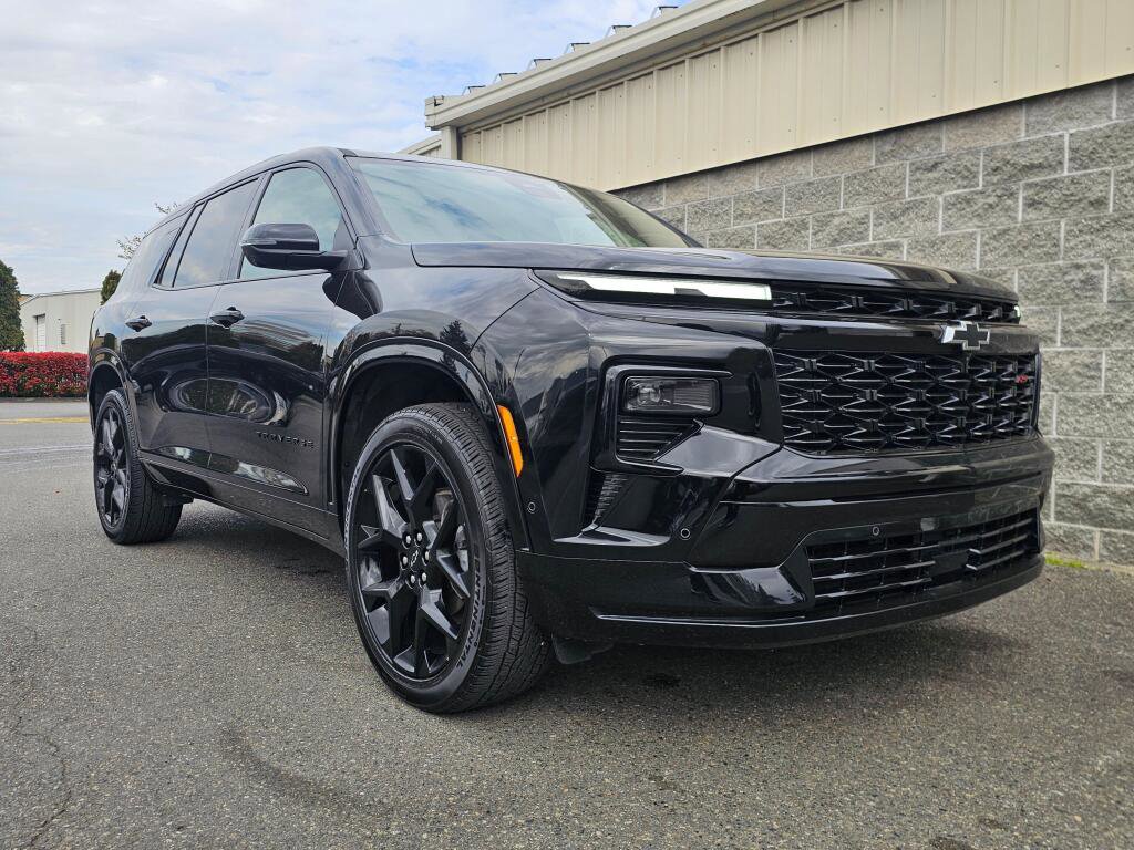 Used 2024 Chevrolet Traverse RS w/ LPO, Floor Liner Package image 13