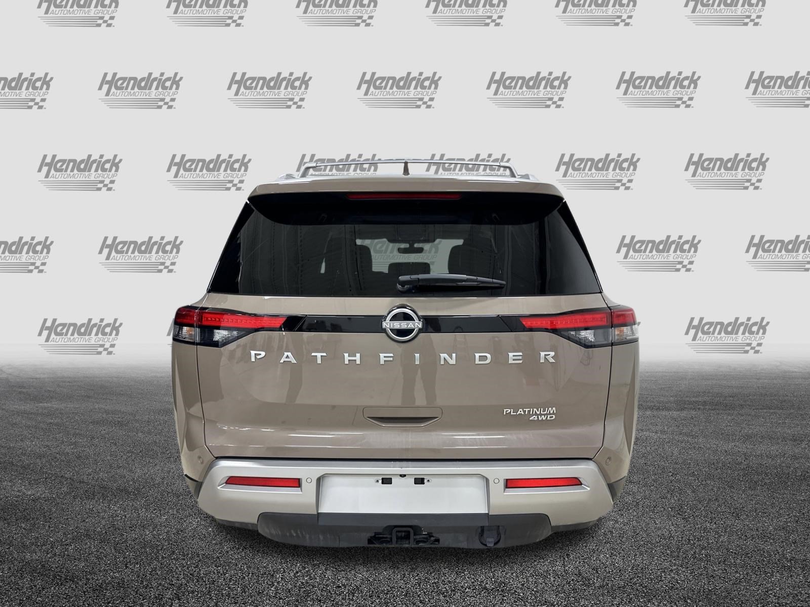 Used 2025 Nissan Pathfinder Platinum w/ Cargo Package AWD/4WD image 9